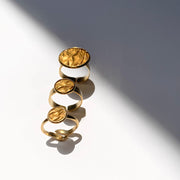 Hug Me Big Flat Ring in gold