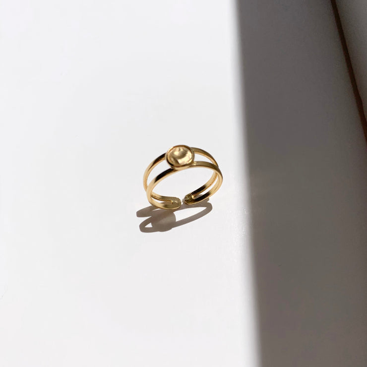 Floating Bezel Ring in Gold