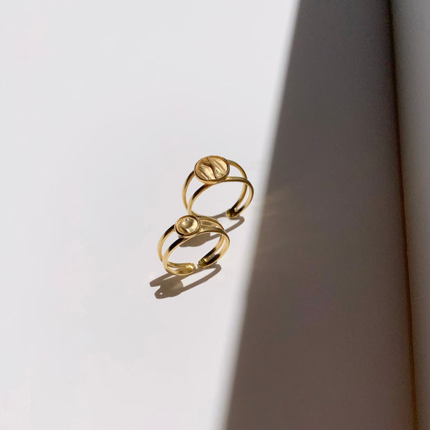 Floating Bezel Ring in Gold