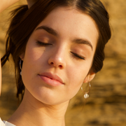 Hoop Loop Earrings in gold