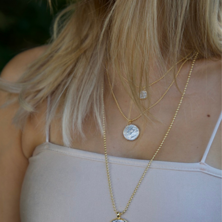 Single Shot Necklace in gold